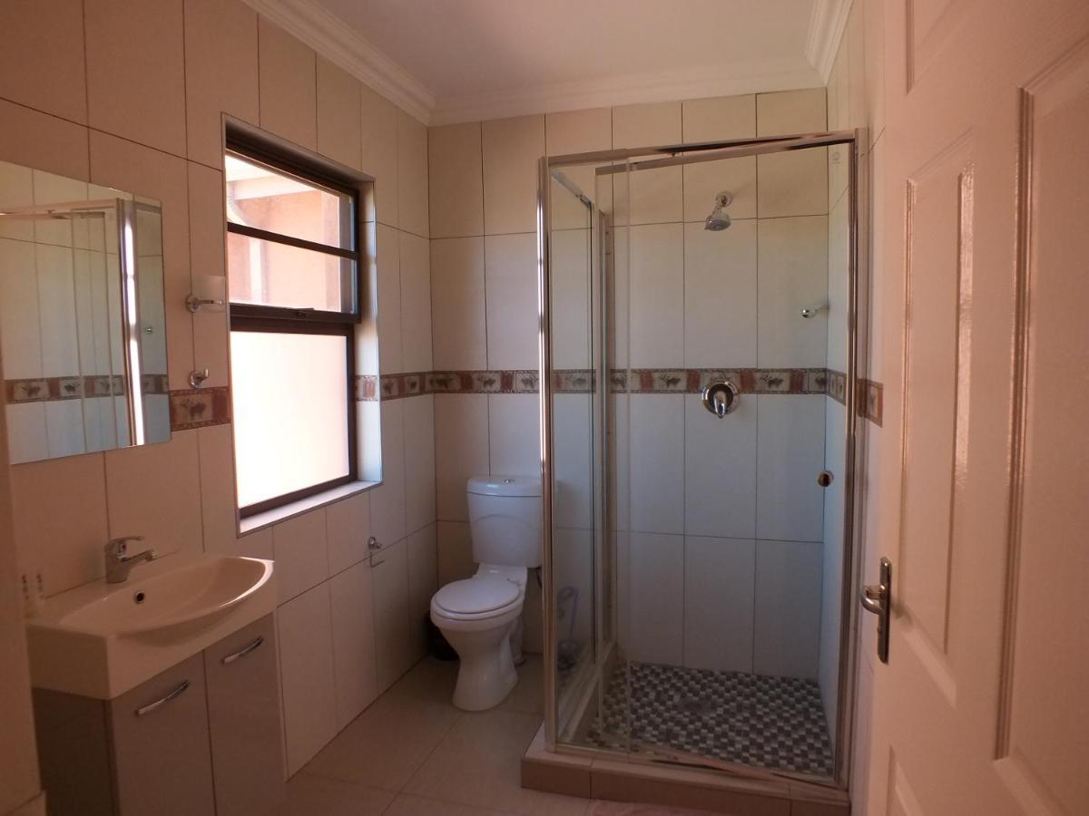 Royal Castle Guest House Βίντχουκ Εξωτερικό φωτογραφία